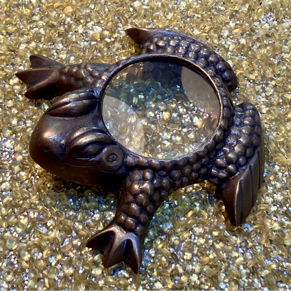 Vintage Frog Magnifying Glass